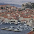 Hrvatska skuplja od Azurne obale: Noćenje na Jadranu najmanje 200 evra, poziv vlasti u Zagrebu da se pod hitno smanje cene za…
