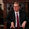 Vučić se upisao u knjigu počasnih gostiju u zgradi parlamenta u Tbilisiju