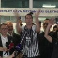 (VIDEO) Istanbul eksplodirao: Pogledajte kako je Vlahović dočekan