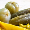 Kada je najbolje vreme za pravljenje turšije? Iskusne domaćice znaju da ne treba žuriti, jedan period godine posebno je važan…