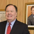 Preminuo Denis Haskins, čuveni direktor Belding iz serije „Zvono kao spas“
