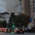 Veliki Požar u Novom Sadu, vatra guta krov kuće: Dim kulja na sve strane, vatrogasne ekipe na terenu (video)