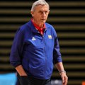 Košarkaš Partizana ne može da igra za Srbiju: Pešić objasnio razlog!