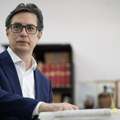 Pendarovski se odrekao penzije, ali ne i drugih privilegija