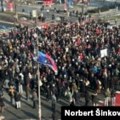 Deo studenata u Novom Sadu blokirao prometnu raskrsnicu