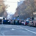 (Video): Incident na protestu u Beogradu, vozilo pokušalo da probije blokadu