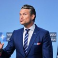 Hegsetov avio počeo da gubi visinu: Ovo je razlog za prinudno sletanje američkog ministra odbrane