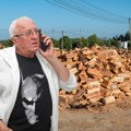 Folker prodaje drva za ogrev! Prepustio sinu biznis, sad vodi seoski život i krči imanje