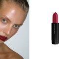 Oxblood usne su su najzavodljivija nijansa predstojeće jesenje sezone