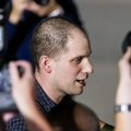 "Ušla je grupa maskiranih FSB-ovaca i rekla da je sto rezervisan" Američki novinar opisao kako je završio u ruskom zatvoru…