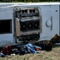 Najmanje desetoro ljudi poginulo u stravičnom udesu kada se prevrnuo autobus: Jeziva nesreća u Australiji