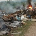 Ekološko ruglo kod Topole: Za manje od mesec dana formirane dve divlje deponije smeća, selom se širi smrad