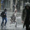 Haos u Hrvatskoj: Stižu oluje, bura, obilne kiše i hladnoća, za naredne dane upaljen crveni meteoalarm