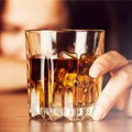 Studija pokazala da alkohol šteti srcu i mladih i zdravih ljudi