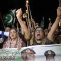 Indija optužila Pakistan da je prekršio primirje, Islamabad "slavi pobedu"