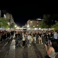 Građani se u Kragujevcu okupili na Trgu kod Krsta (VIDEO)
