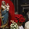 Božićna misa u Vatikanu: papa Lav Četrnaesti predvodio procesiju