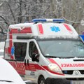 Auto udario devojčicu (10). Teška nesreća na Čukaričkoj padini: Vozač pobegao sa lica mesta.