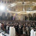 Počela proslava Božića u Srbiji, episkop Aleksej služi liturgiju u Hramu Svetog Save