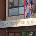 Na Filozofskom u Novom Sadu od jutros mirno: Policija ispred fakulteta, deo studenata bojkotuje nastavu