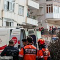 Dvoje mrtvih nađeno u ruševinama zgrade: Tragedija u Istanbulu nakon urušavanja višespratnice (video)