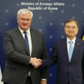 Diplomatski sukob Seula i Kijeva: Južna Koreja povlači deo osoblja iz Ukrajine