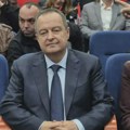 Dačić: Izveden teroristički napad na pripadnika žandarmerije koji je obezbeđivao Ambasadu Izraela, napadač likvidiran