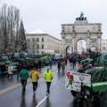 Protesti u Nemačkoj prete da potpuno parališu zemlju! Vesti kao izveštaji sa fronta: Ovo decenijama nije viđeno