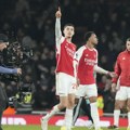 Arsenal pobedio Brentford za prvo mesto na tabeli