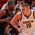 Jokić skroman, ali ipak bolji u NBA duelu dvojice Nikola