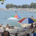 Detaljan cenovnik ležaljki na grčkim plažama: U predsezoni bile takoreći besplatne, a sad set ide i do 30 evra!