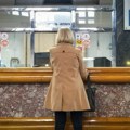 Kolike su plate u privatnom, a koliko u javnom sektoru: Zabrinjavajuća je veoma niska zarada u ovoj industriji