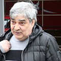Pevač trpao bakšiš u džepove pa ga svi prozivali: Snimak kruži mrežama, on se oglasio i objasnio šta se desilo