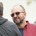 Tika špic konačno pokazao 19 godina mlađu glumicu Prva zajednička fotografija poznatog para ugledala svetlost dana