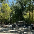 "Upao je u kafić i počeo da preti pištoljem" Drama na plaži u Čačku, preplašeni gosti panično bežali (foto)