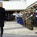 Makron glumi vojskovođu, francuska vojska nemoćna pred Rusijom