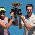 Gadecki i Pirs osvojili Australijan open u mešovitom dublu