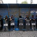 Напето у Мексику: Војска на улици уочи отварања Мундијала