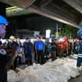 (Foto/video) Horor u popularnom letovalištu, najmanje 27 mrtvih Požar "progutao" bar na Tajlandu: Turisti umrli u toaletu…
