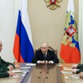 Blumberg: Ukrajina i Zapad mogli bi da budu prinuđeni da prihvate uslove Rusije