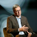 Vučić u emisiji "Neispričano" otkrio anegdotu sa leta za Njujork: "Sine, šta sam ti to toliko loše uradio u životu?"