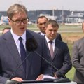 Vučić otovorio poletno-sletnu pistu na beogradskom aerodromu