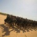 Bombaš samoubica u glavnom gradu Somalije ubio je najmanje 13 vojnika