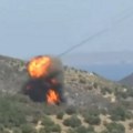 Snimljen trenutak pada kanadera u Grčkoj: Avion pada na zemlju, nakon čega je usledila velika eksplozija (video)