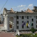U ruskom raketnom napadu na grad Černihiva na severu Ukrajine poginulo 7 ljudi