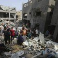 Палестинске власти: Убијена 31 особа у ваздушном удару на избеглички камп у Гази