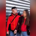 Devojka koja je kolima udarila redara na blokadi pokušala samoubistvo u pritvoru, prebačena u bolnicu