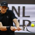Siner ostavio doping aferu iza sebe i krenuo da ruši rivale, uz malo muke pao i Argentinac