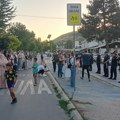 Novi Pazar: Protest građana i studenata protiv prekomerne upotrebe sile policije
