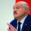 Iz zagrljaja Kremlja uz pomoć zagrljaja američkog diplomate: Da li Aleksandar Lukašenko pravi veliki politički zaokret